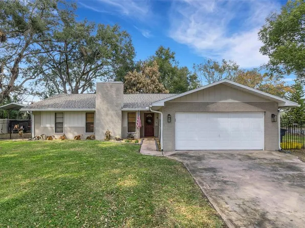 1522 Eckart Dr, Winter Haven, FL 33881