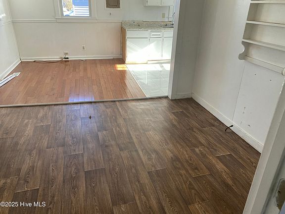 2nd image of 266 Boyd Street