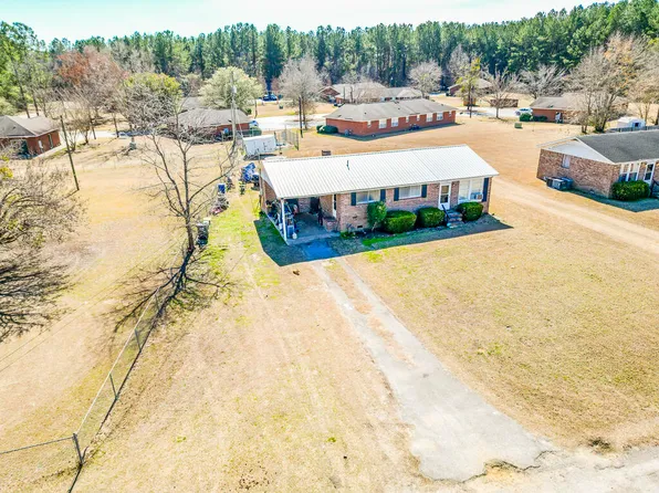 132 Franklin St, Holly Hill, SC 29059