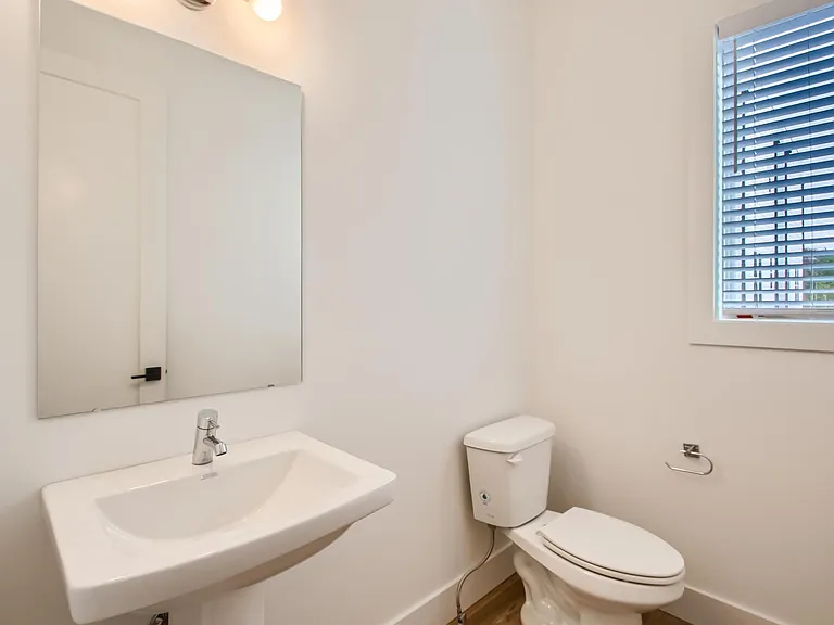 408 Serenity Ln — Photo 20
