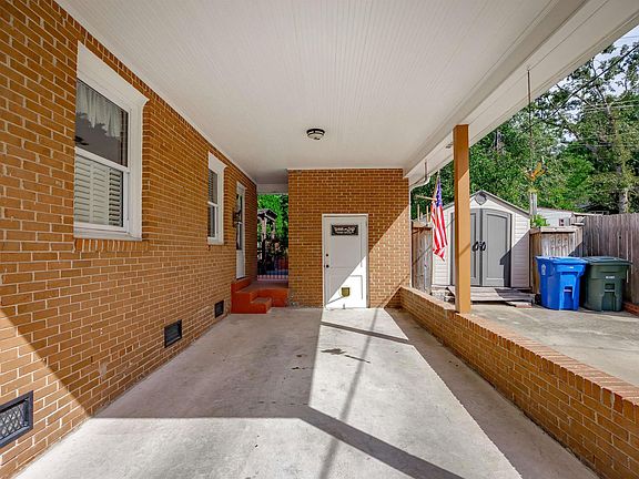 4th image of 3441 Foxhall Rd