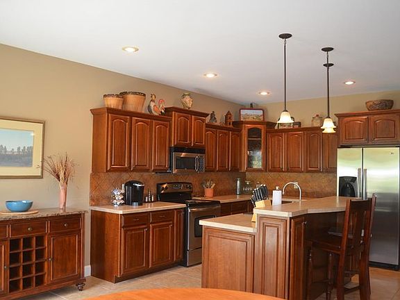 4th image of 3353 Castle Pines Dr