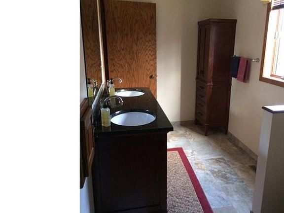 5th image of 1789 Sunrise Ct N