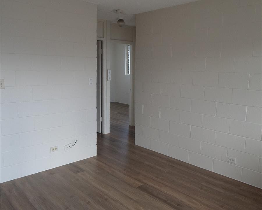 1st image of 915 Hikina Ln APT 8
