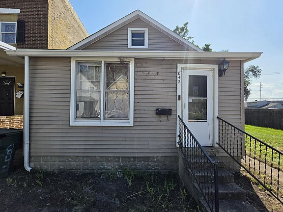 2nd image of 842 Indiana St