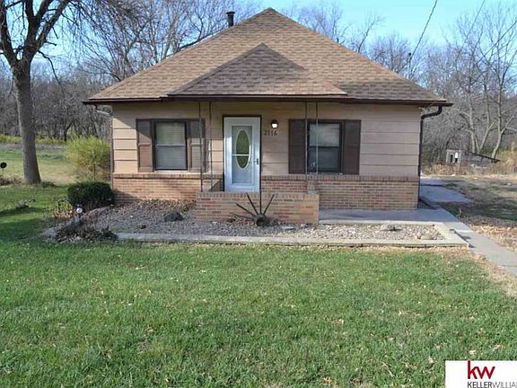 2nd image of 2176 Smith Ave