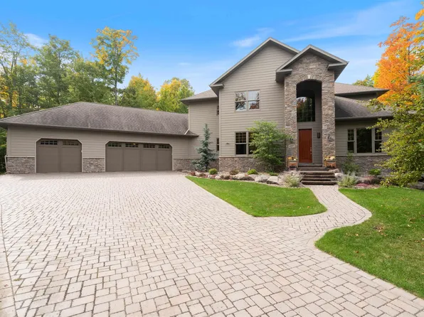 4391 Grouse Ridge Dr, Hermantown, MN 55811