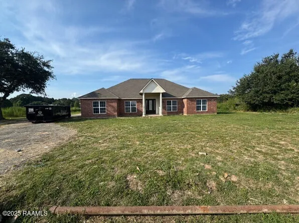 226 Rousseau Rd, Youngsville, LA 70592