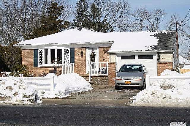1st image of 97 Jerusalem Ave