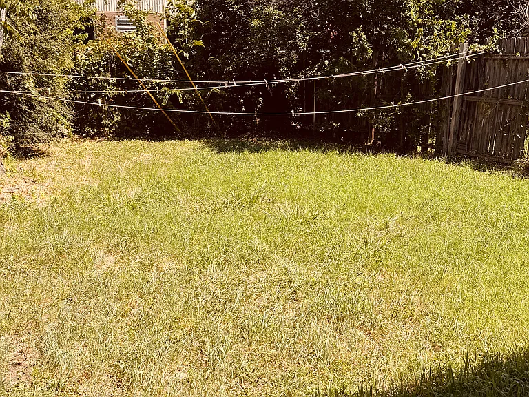 211 Maple St #A — Photo 11