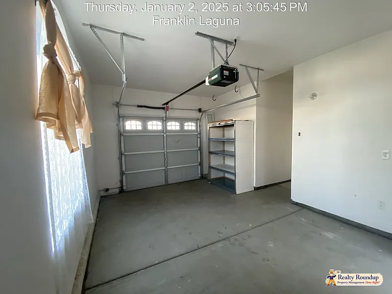5637 Lilyview Way — Photo 33