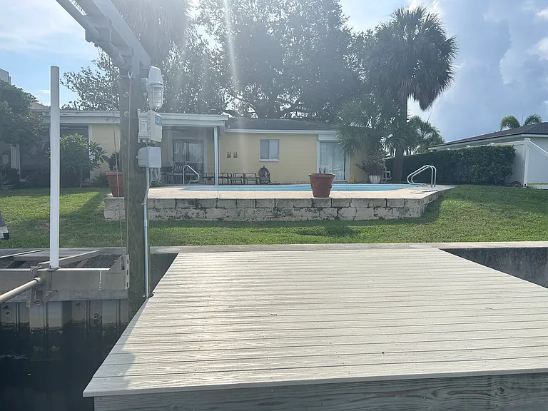 3942 W Eden Roc Cir — Photo 17