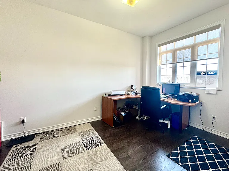 1003 Green St — Photo 7