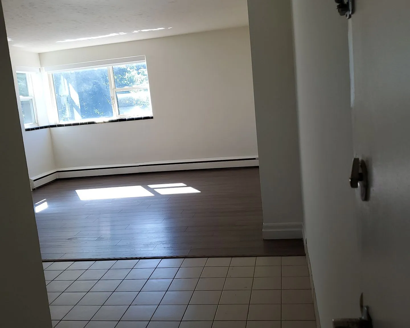 1517 Trafalgar Street London — Photo 4