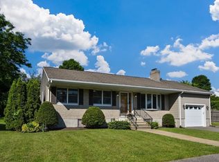 27 Diane Rd, Peabody, MA 01960