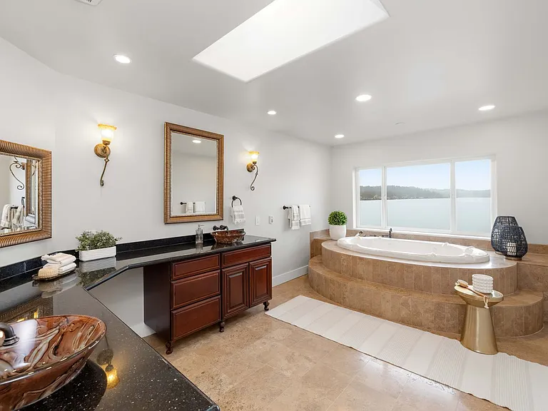 17714 SE 40th Pl — Photo 18