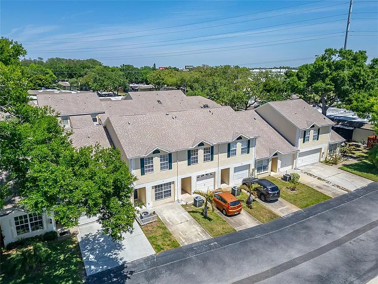658 Green Valley Rd #B3 — Photo 64