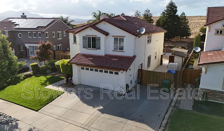 729 Copperfield Ct — Photo 36