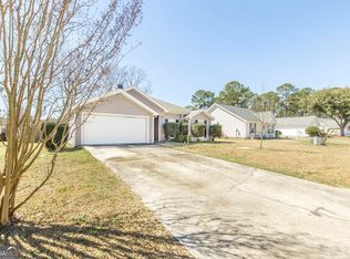 800 Gateway Dr, Bonaire, GA 31005