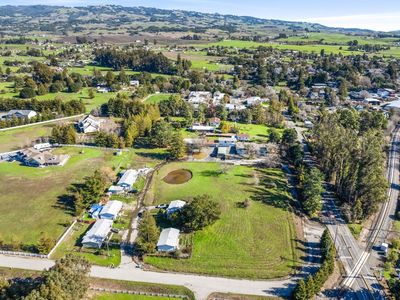 225 Adobe Rd, Penngrove, CA, 94951
