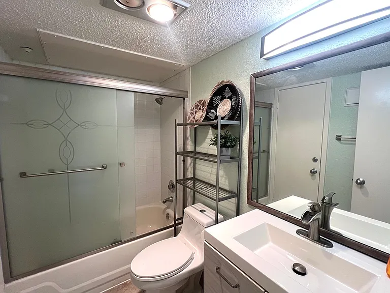 2018 W Rundberg Ln #8B — Photo 18