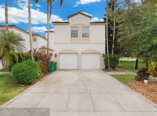 12286 NW 1st St, Plantation, FL 33325
