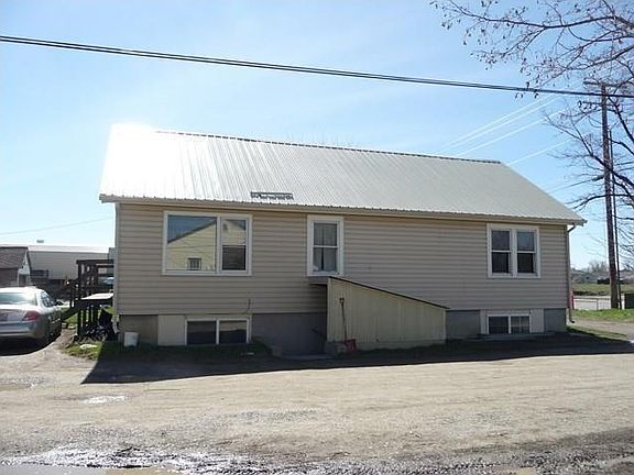 3rd image of 213 Orchard Ln #215