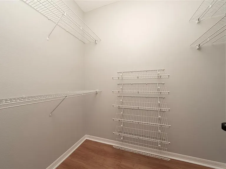 9417 Myrtle Creek Ln #611 — Photo 22
