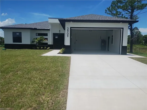 2909 DORA AVE N, LEHIGH ACRES, FL 33971