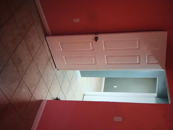 3rd image of 5637 4th Ave