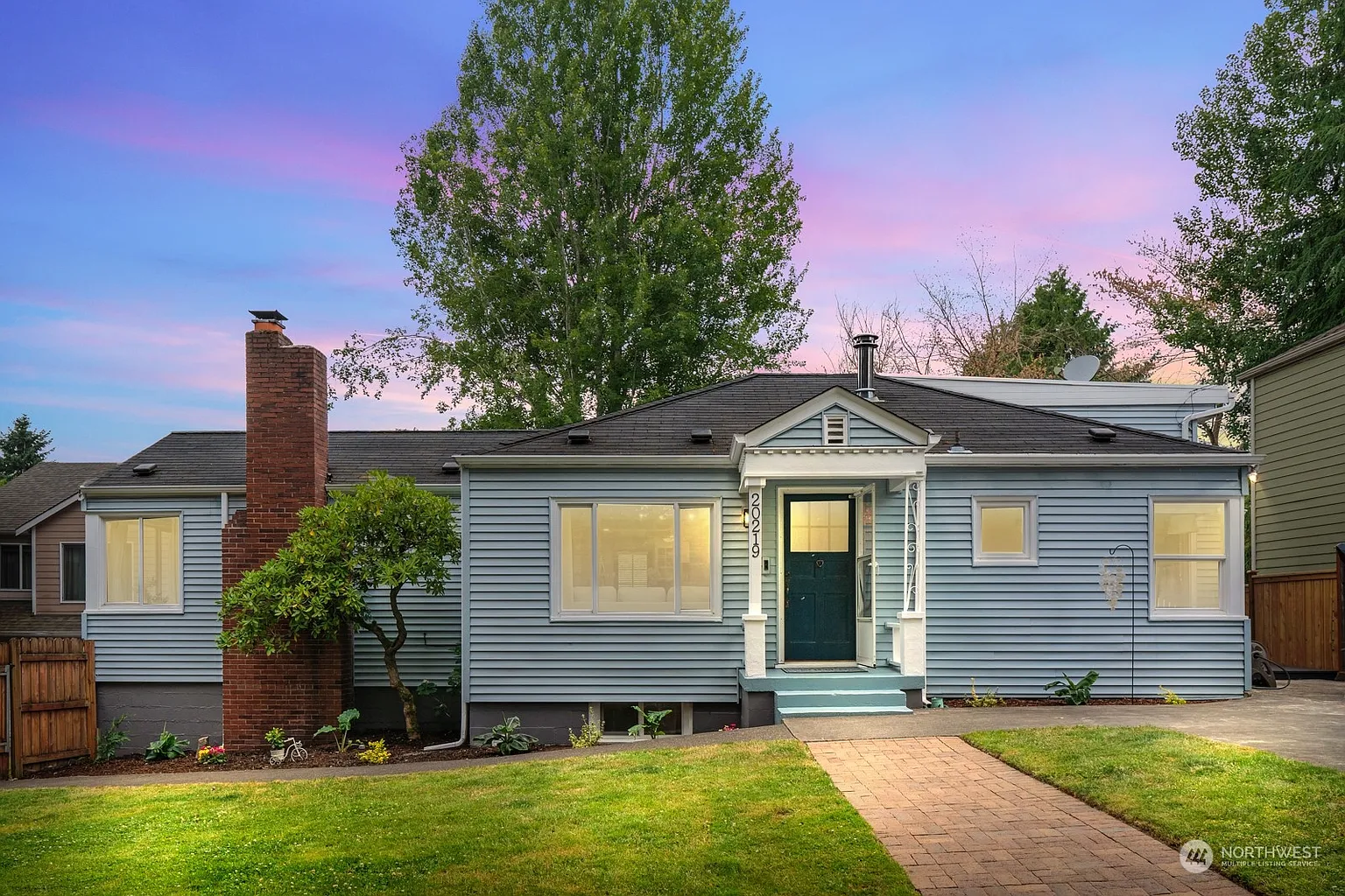 20219 25th Avenue NE photo 1