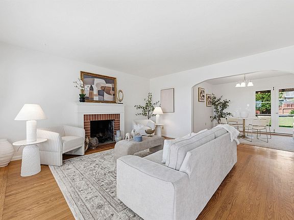 5th image of 4164 Seven Hills Rd