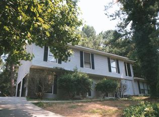 1702 Abbey Ct, Alpharetta, GA 30004