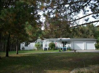 446 Fur Ct, Wisconsin Dells, WI 53965