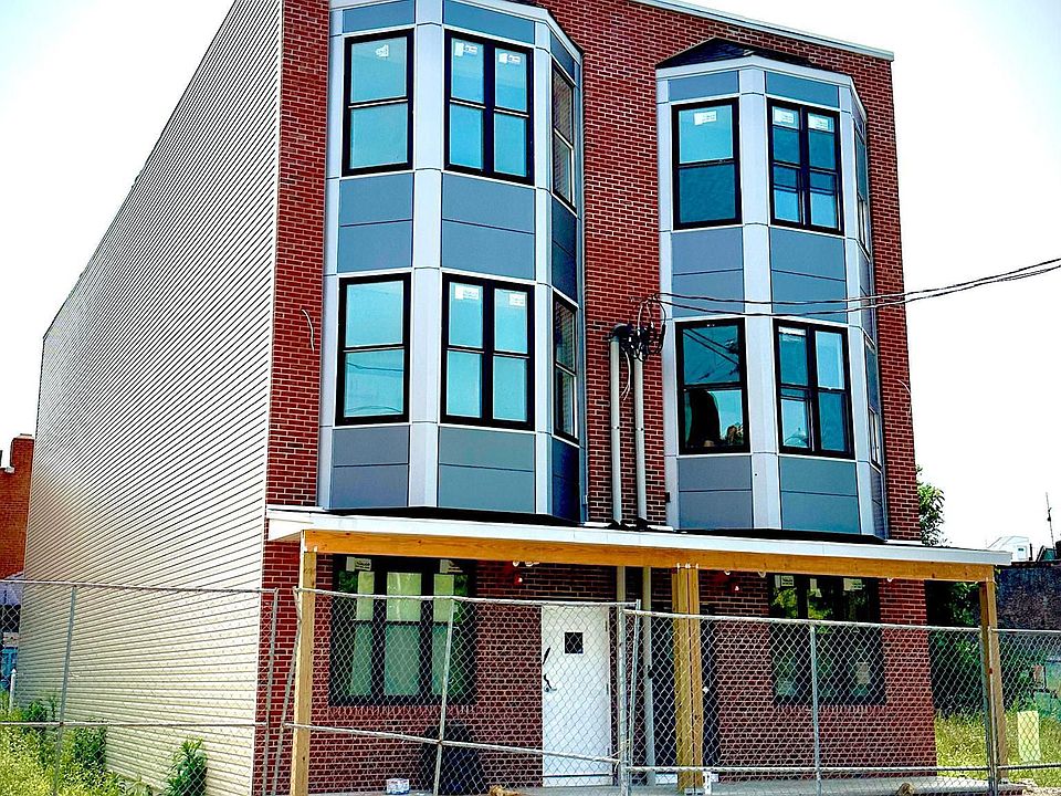 1st image of 1715 N 42nd St #3