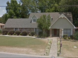 304 Country Club Rd, Conway, AR 72034