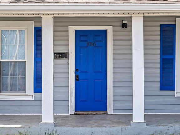 4th image of 1016 Coulter St