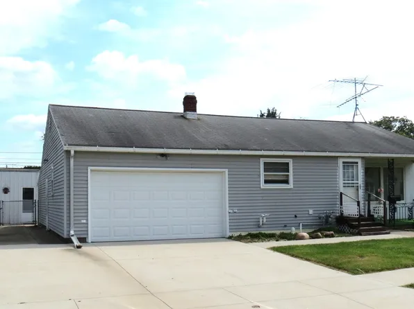111 N Walnut St, Maquoketa, IA 52060