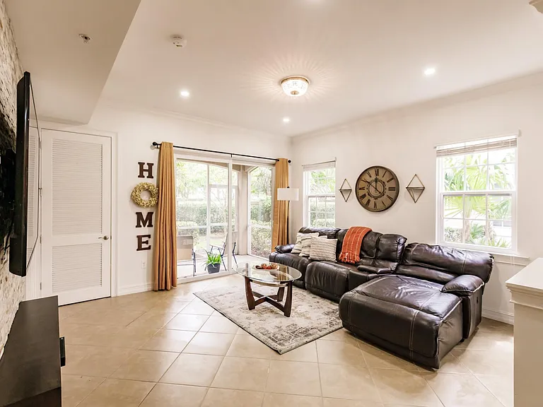 28090 Sosta Ln — Photo 6