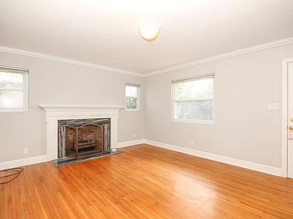 2nd image of 1601 Oline Pl