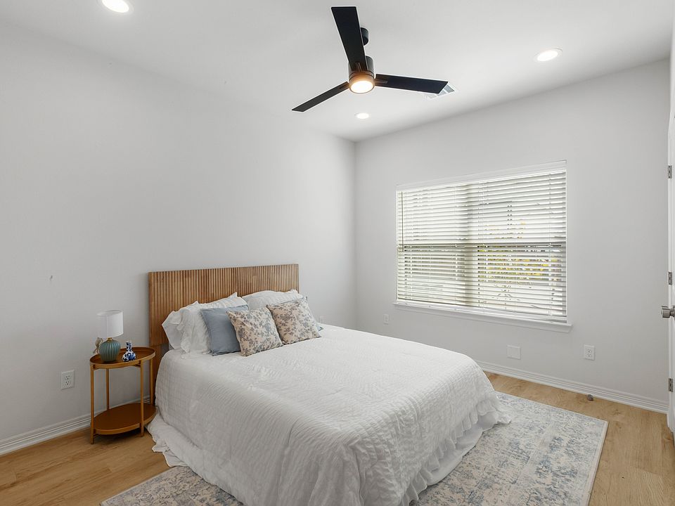 1st image of 309 Sterling St #D
