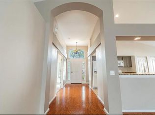 1256 Jasmine Lake Dr, Tarpon Springs, FL 34689