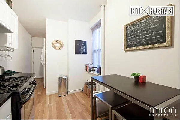 Rented by Citi Habitats | media 60