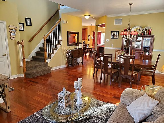 Living room/Dining Room