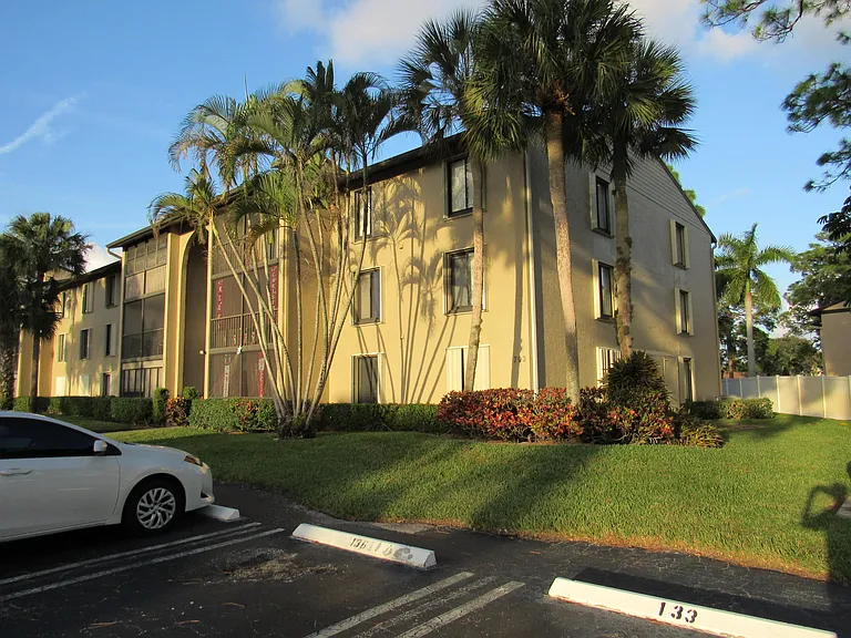 703 Sunny Pine Way #G2 — Photo 20