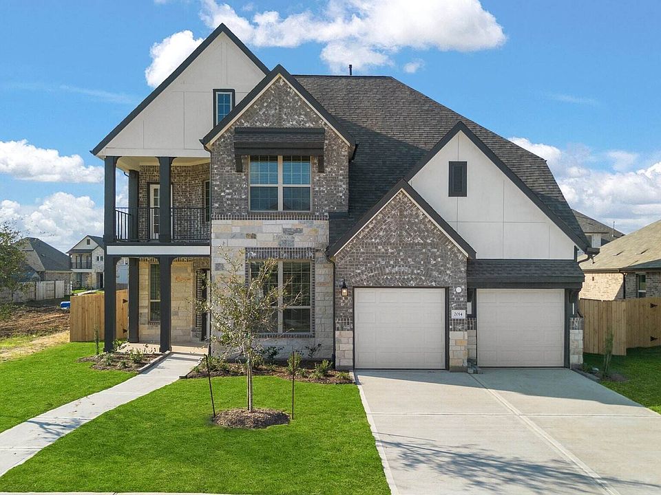 Welcome home to 2014 Fossil Ridge Drive located in the community of StoneCreek Estates zoned to Lama