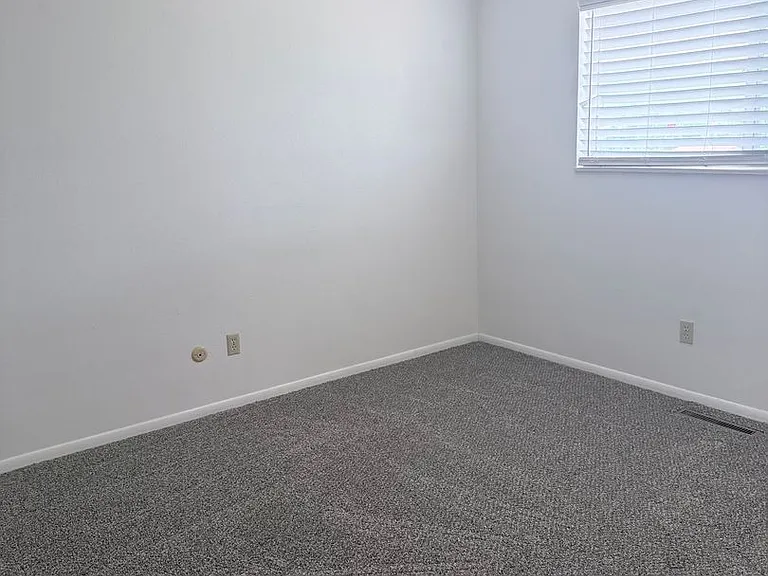 5710 Eldora Dr — Photo 10