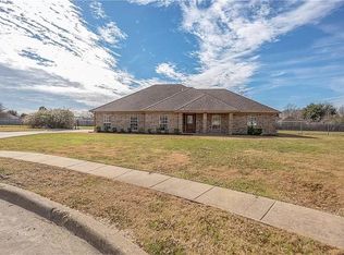 410 Augusta Cir, Crandall, TX 75114