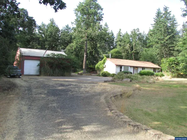 10285 S Rosewood Way, Molalla, OR 97038