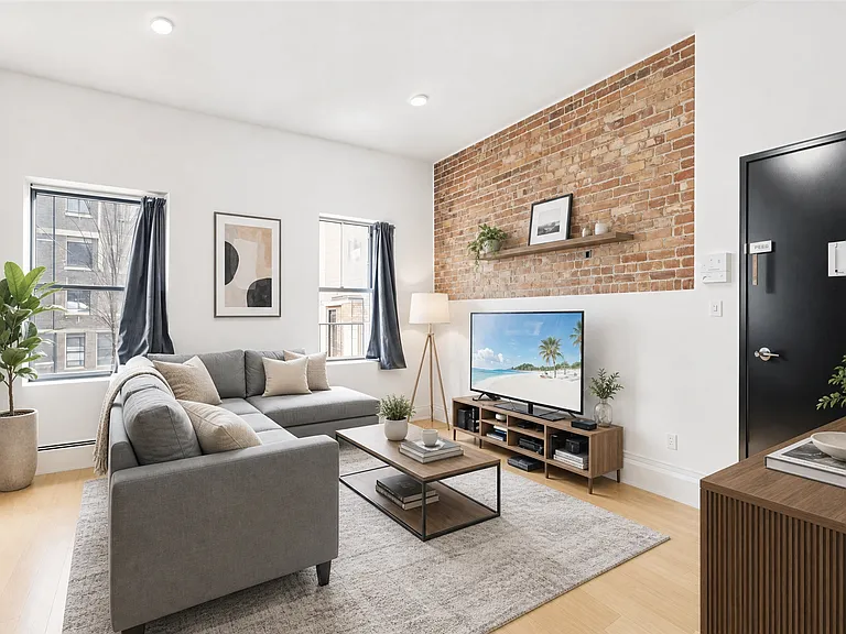 123 Mulberry St #5 — Photo 3